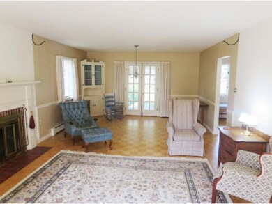 2 Maplewood Ln, Essex Junction, VT 05452 - photo 3