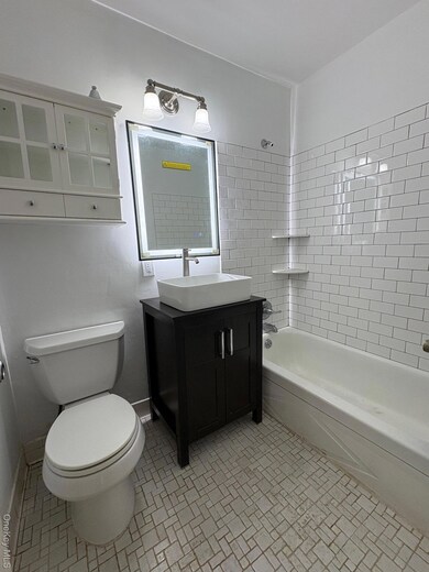 2103 Barclay Manor unit 21C, Newburgh, NY 12550 - photo 3