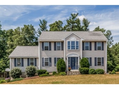 12 Quentin Dr, Londonderry, NH 03053 - photo 2