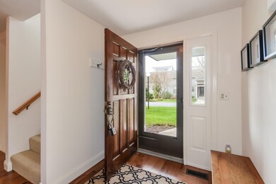 006-Foyer-5717889-large