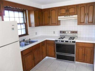 51 Stevens Ave, Lawrence, MA 01843 - photo 3