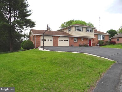 4552 Heckman Dr, Saint Thomas, PA 17252 - photo 6