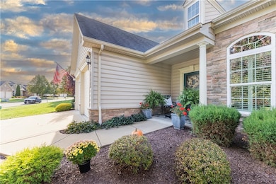 755 Marigold Ct, Bridgeville, PA 15017 - photo 3