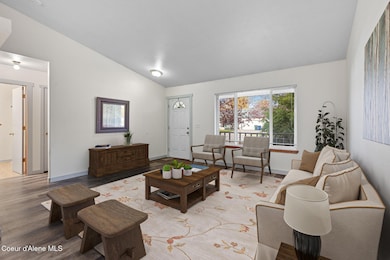 908E11thAve-4