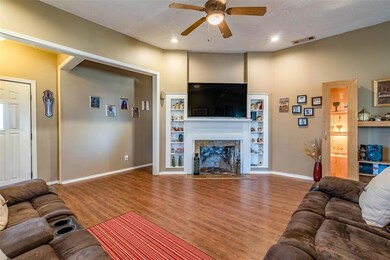 1315 W Walker St, Denison, TX 75020 - photo 3