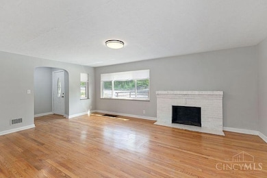 5441 Lanius Ln, Cincinnati, OH 45224 - photo 5