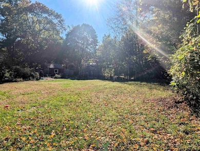 170 Myrtle St, Claremont, NH 03743 - photo 6