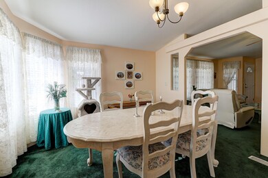 Formal Dining