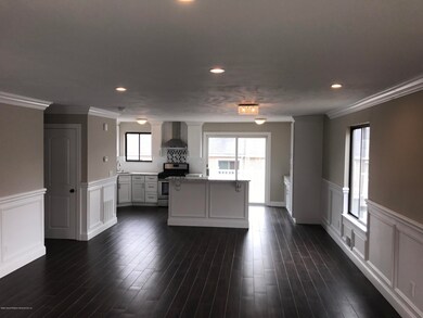17 Ivy Ct unit 316, Staten Island, NY 10309 - photo 2