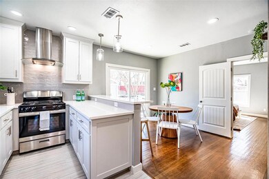 2416 Delmar Ave, Dallas, TX 75206 - photo 7