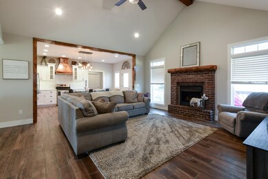 4396 S 90th Rd, Bolivar, MO 65613 - photo 6