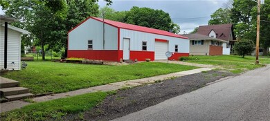 1002 3rd St, Covington, IN 47932 - photo 3