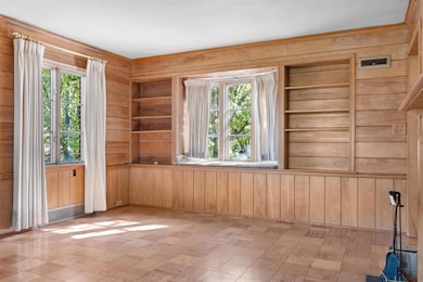 2020 Glenview Rd, Rockford, IL 61107 - photo 6