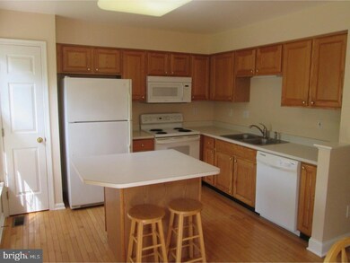 1224 Hunter Ln, Perkiomenville, PA 18074 - photo 5