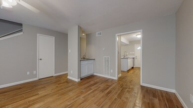 7713 Bateman Ln unit 7713, Houston, TX 77088 - photo 4
