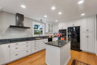 45 Pleasant St, Wolfeboro, NH 03894 - photo 4