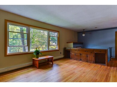 914 Dugway Rd, Richmond, VT 05477 - photo 3