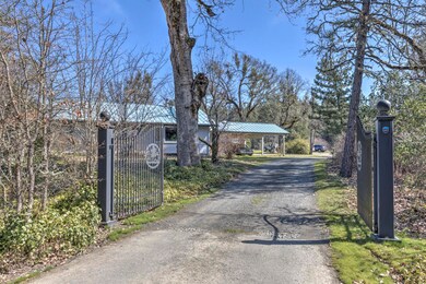1470CavesHwy-7