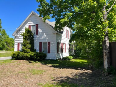 26 Montello St, Lewiston, ME 04240 - photo 2