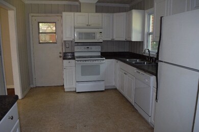 2004 Charlton Dr, Dothan, AL 36303 - photo 5