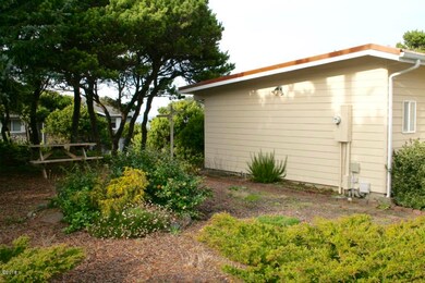 Ocean View Side Yard