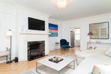 50 Commonwealth Ave unit 605, Boston, MA 02116 - photo 3