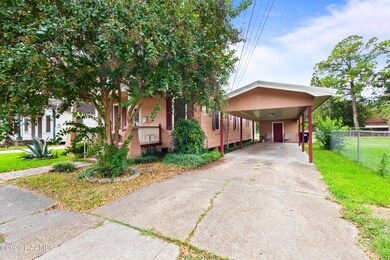 608S Magnolia-1
