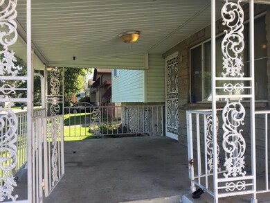 Spacious Covered Front Porch