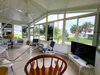 5691 Halifax Ln unit 515, Sarasota, FL 34233 - photo 3