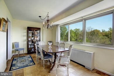 Kenwood House unit 411, Chevy Chase, MD 20815 - photo 3