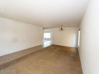 023-286220 Living Room View
