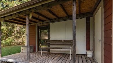 55289 Iowa Rd, Cumberland, OH 43732 - photo 4