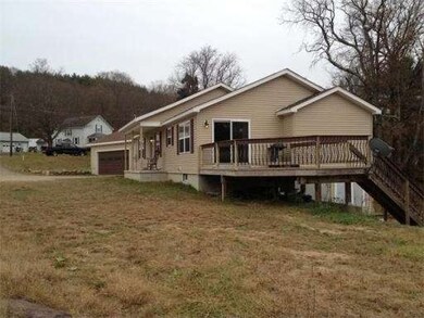 32 Hillside Rd, Montague, MA 01351 - photo 4