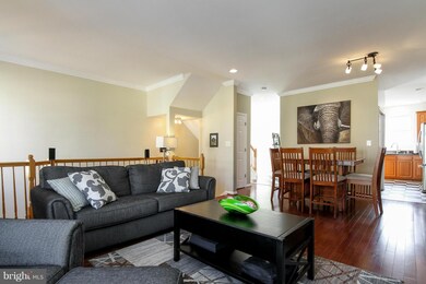 8721 Phipps Farm Way, Manassas, VA 20109 - photo 4