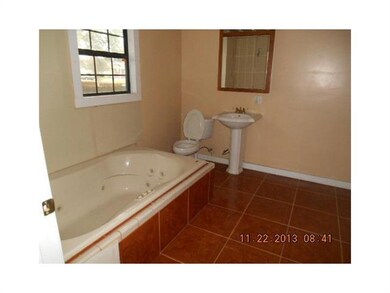Master Bath/Spa.