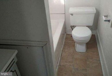 24 Walnut St, Penns Grove, NJ 08069 - photo 5