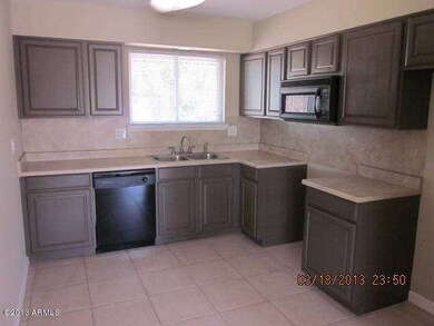 9910 W Coggins Dr, Sun City, AZ 85351 - photo 6