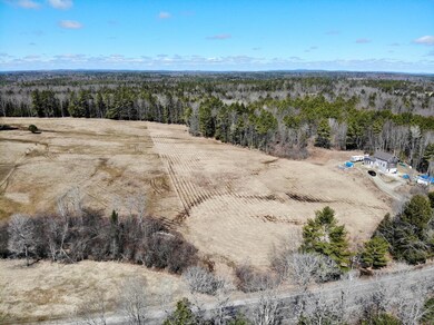 840 Hallowell Rd Pownal ME-large-005-001
