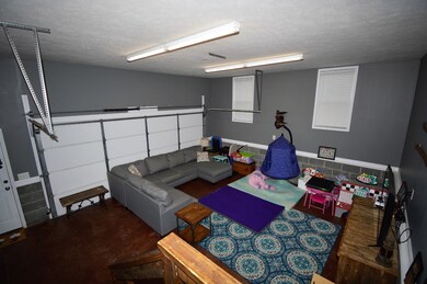 357 Holder Cemetery Rd, Linden, TN 37096 - photo 3