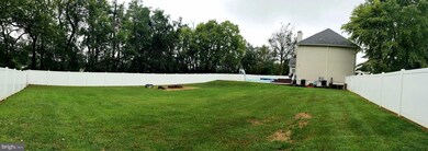 711 Apple Cross Rd, Harpers Ferry, WV 25425 - photo 5