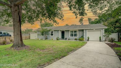 5481 Brentview Ct, Jacksonville, FL 32210 - photo 2