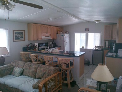 Snapper living/ kitchen
