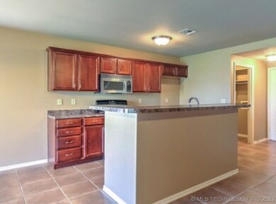 unlisted-address, Broken Arrow, OK 74014 - photo 5