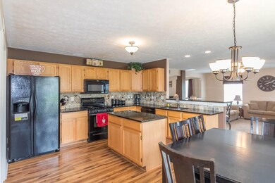 266 Woodfield Dr, Franklin, IN 46131 - photo 7