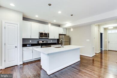 6327 Barnett Ave, Eldersburg, MD 21784 - photo 5