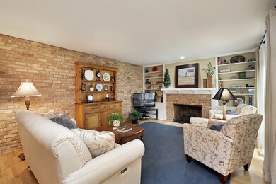 2030 Plymouth Ln unit 4, Northbrook, IL 60062 - photo 5