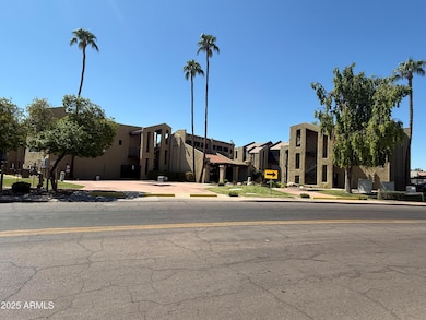 461 W Holmes Ave unit 342, Mesa, AZ 85210 - photo 2