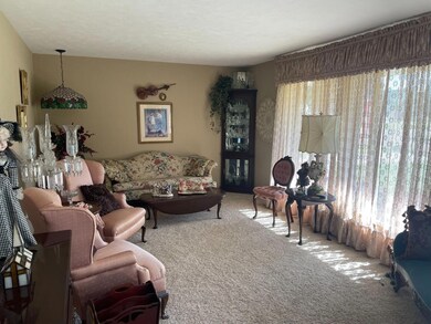 1001 S Adams St, Hugoton, KS 67951 - photo 2