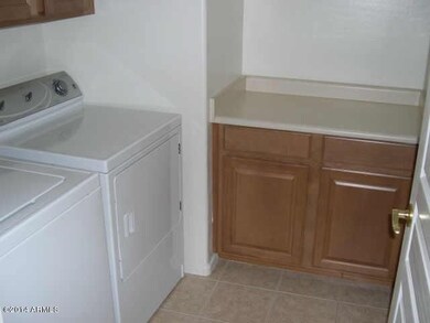 via del rancho laundry room