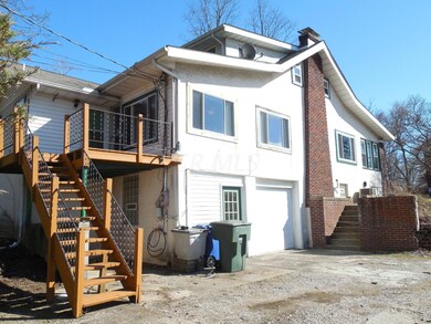 18 - Rear of House - ad